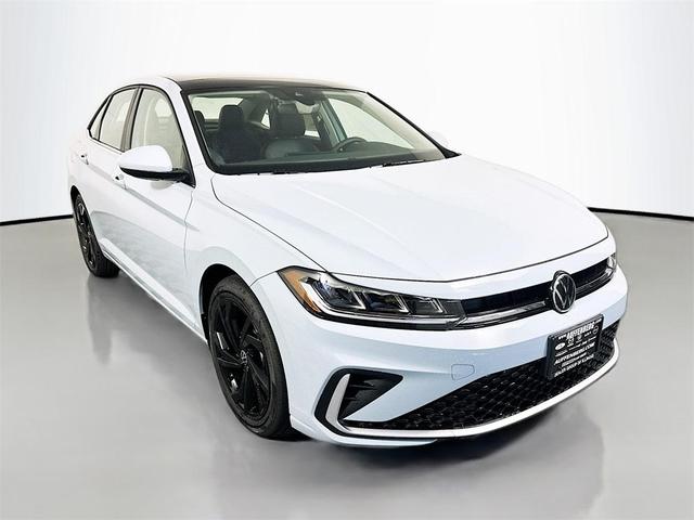 Photo of 2025 Alpine Grey Volkswagen Jetta