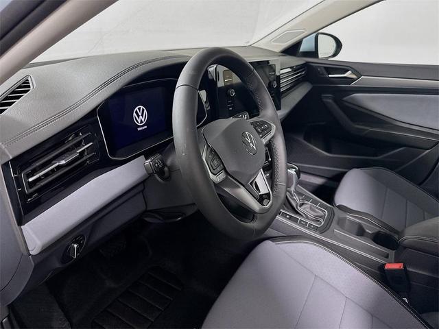 Photo of 2025 Alpine Grey Volkswagen Jetta