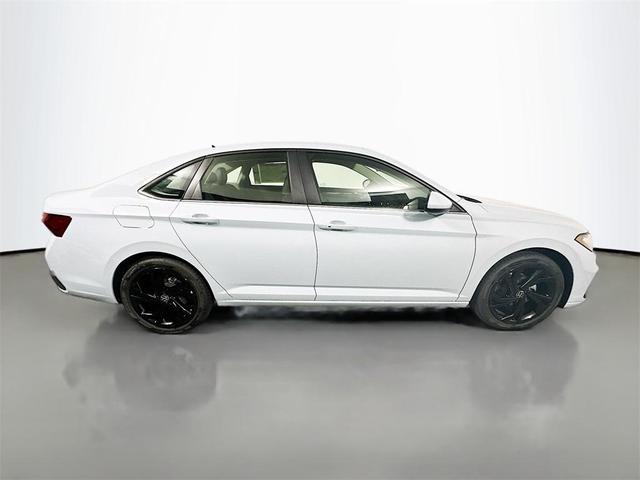 Photo of 2025 Alpine Grey Volkswagen Jetta