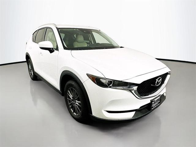 Photo of 2017 Snowflake White Pearl Metallic Mazda CX-5