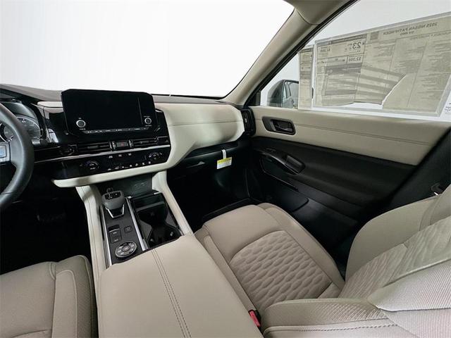 Photo of 2025 Black Nissan Pathfinder