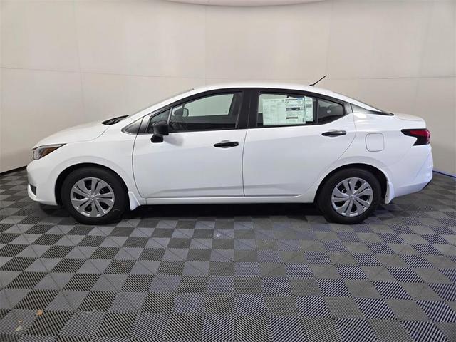 Photo of 2025 Cloud White Nissan Versa