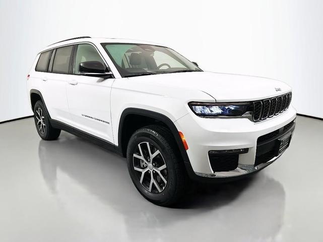Photo of 2025 Bright White Clearcoat Jeep Grand Cherokee L