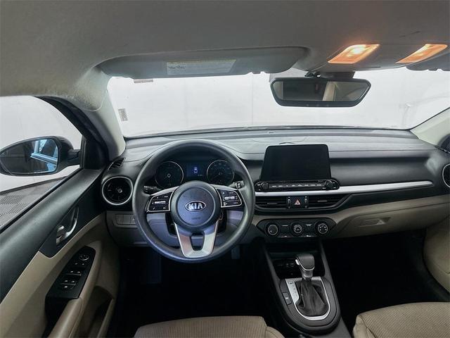 Photo of 2021 Aurora Black Pearl Kia Forte