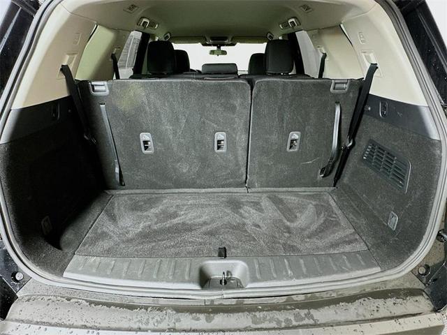 Photo of 2024 Black Nissan Pathfinder