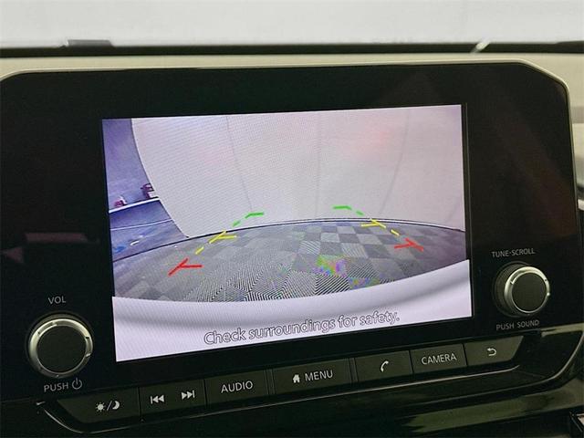 Photo of 2024 Black Nissan Pathfinder