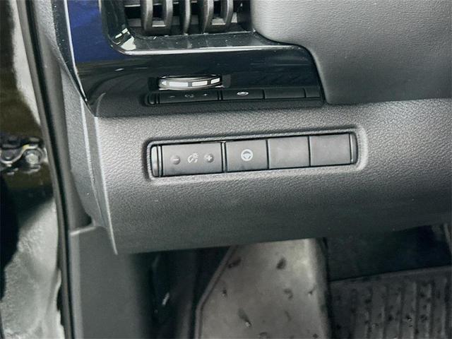 Photo of 2024 Black Nissan Pathfinder
