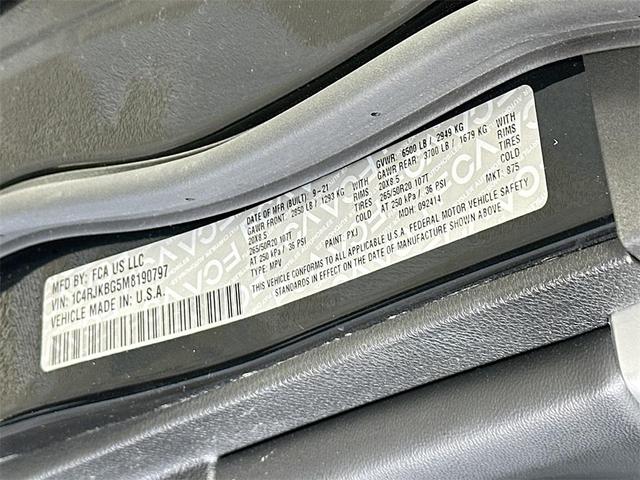 Photo of 2021 Diamond Black Jeep Grand Cherokee L