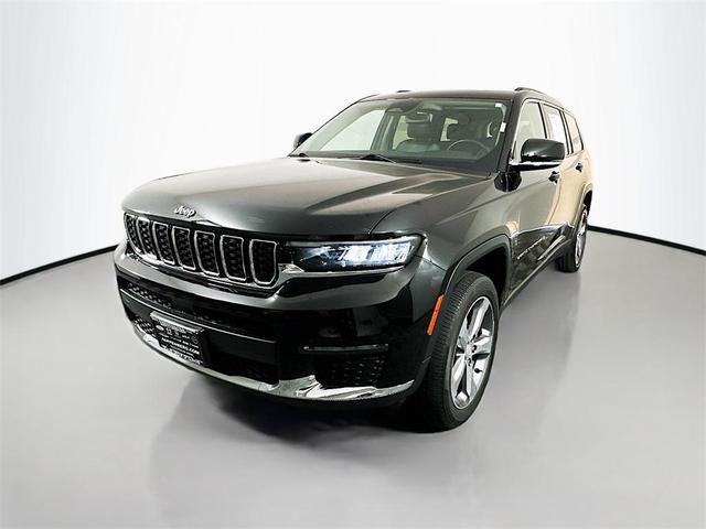 Photo of 2021 Diamond Black Jeep Grand Cherokee L