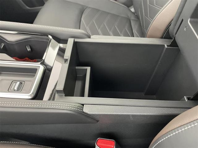 Photo of 2025 Black Nissan Pathfinder