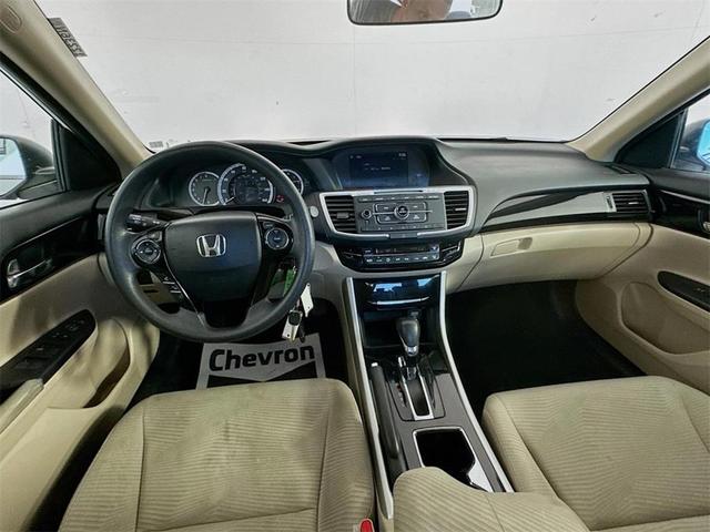 Photo of 2017 White Orchid Pearl Honda Accord