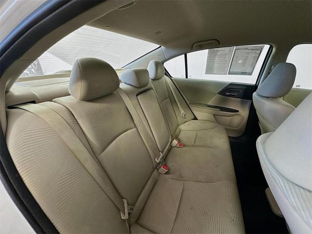 Photo of 2017 White Orchid Pearl Honda Accord