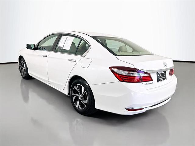 Photo of 2017 White Orchid Pearl Honda Accord