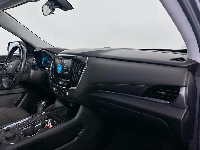 Photo of 2018 Satin Steel Metallic Chevrolet Traverse