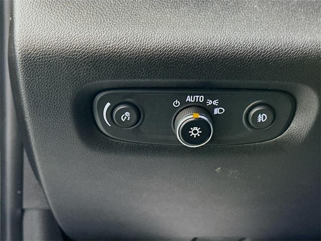 Photo of 2018 Satin Steel Metallic Chevrolet Traverse