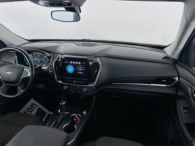 Photo of 2018 Satin Steel Metallic Chevrolet Traverse