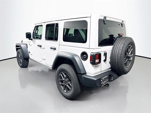 Photo of 2025 Bright White Clearcoat Jeep Wrangler