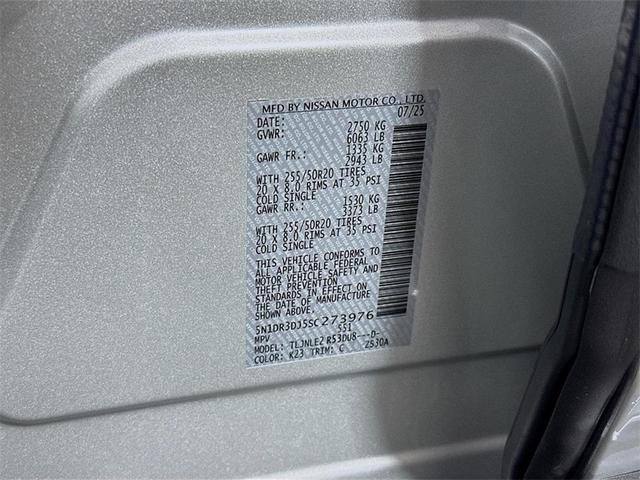 Photo of 2025 Brilliant Silver Metallic Nissan Pathfinder