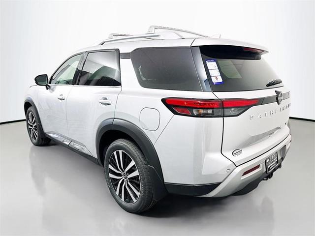 Photo of 2025 Brilliant Silver Metallic Nissan Pathfinder