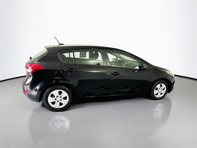 Photo of 2017 Aurora Black Pearl Kia Forte
