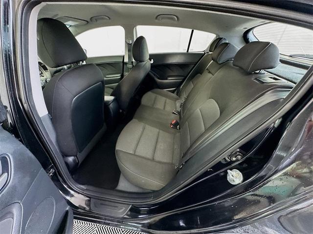 Photo of 2017 Aurora Black Pearl Kia Forte