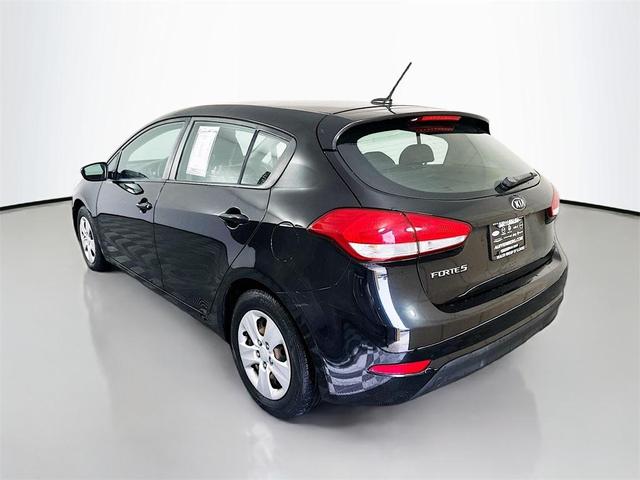 Photo of 2017 Aurora Black Pearl Kia Forte