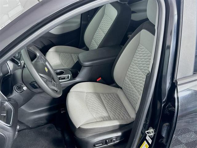 Photo of 2020 Mosaic Black Metallic Chevrolet Equinox