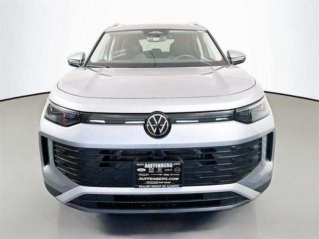 Photo of 2025 Pyrite Silver Metallic Volkswagen Tiguan