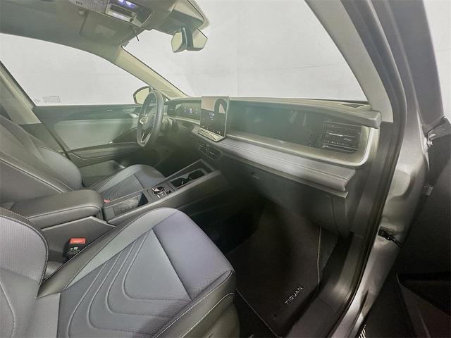 Photo of 2025 Pyrite Silver Metallic Volkswagen Tiguan