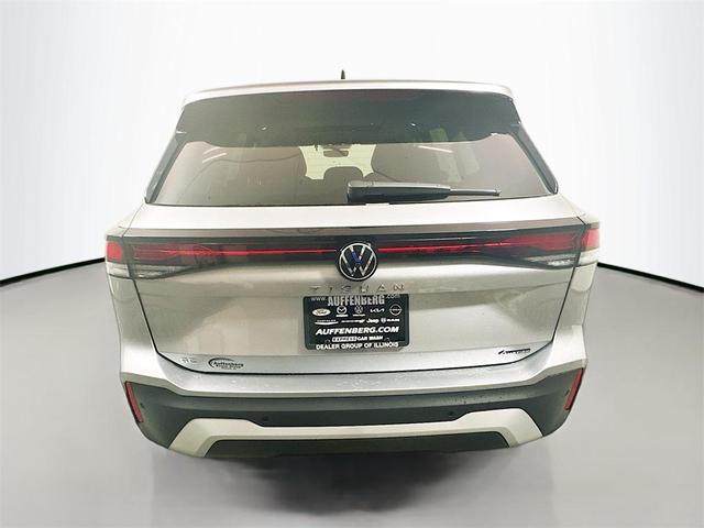 Photo of 2025 Pyrite Silver Metallic Volkswagen Tiguan