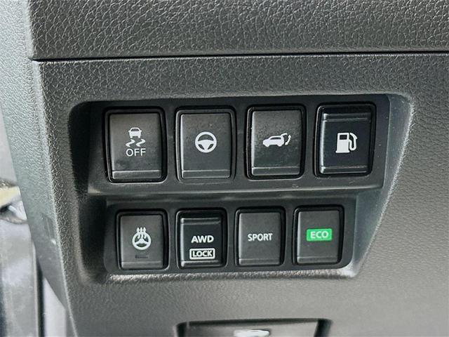 Photo of 2019 Magnetic Black Nissan Rogue