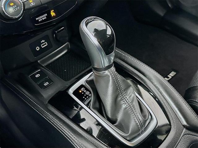 Photo of 2019 Magnetic Black Nissan Rogue