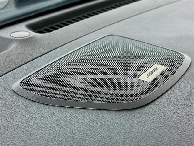 Photo of 2019 Magnetic Black Nissan Rogue