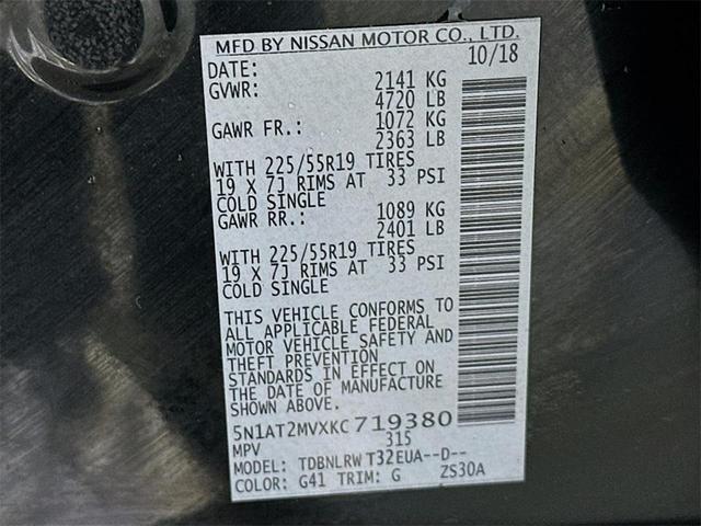 Photo of 2019 Magnetic Black Nissan Rogue