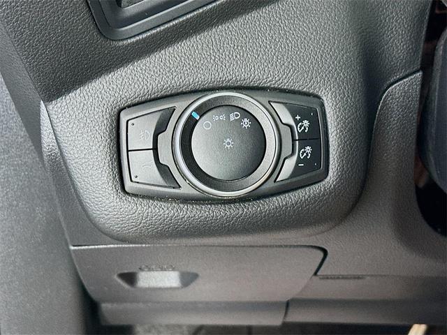 Photo of 2017 Magnetic Metallic Ford Escape