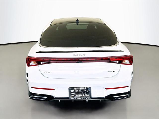 Photo of 2022 Glacial White Pearl Kia K5