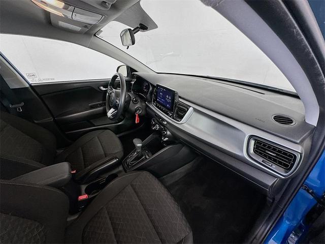 Photo of 2021 Blue Kia Rio
