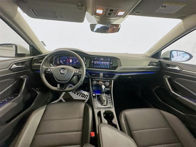 Photo of 2021 Pure White Volkswagen Jetta