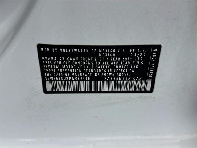 Photo of 2021 Pure White Volkswagen Jetta