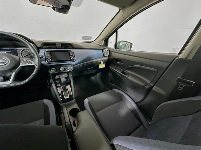Photo of 2025 Gun Metallic Nissan Versa