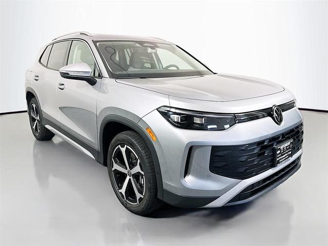Photo of 2025 Pyrite Silver Metallic Volkswagen Tiguan