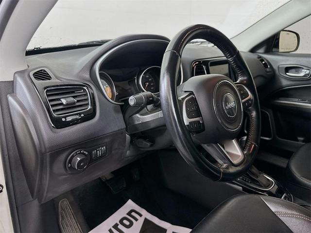 Photo of 2021 Pearl White Tri-Coat Jeep Compass