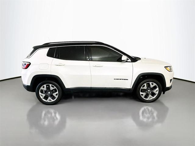 Photo of 2021 Pearl White Tri-Coat Jeep Compass