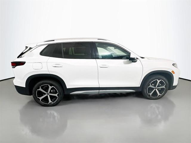 Photo of 2025 Pure White Volkswagen Tiguan