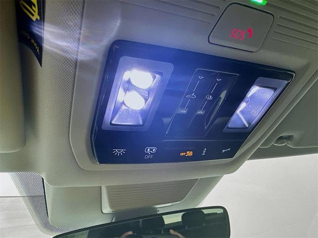 Photo of 2025 Pure White Volkswagen Tiguan