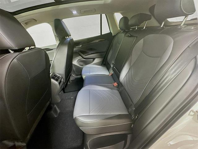 Photo of 2025 Pure White Volkswagen Tiguan