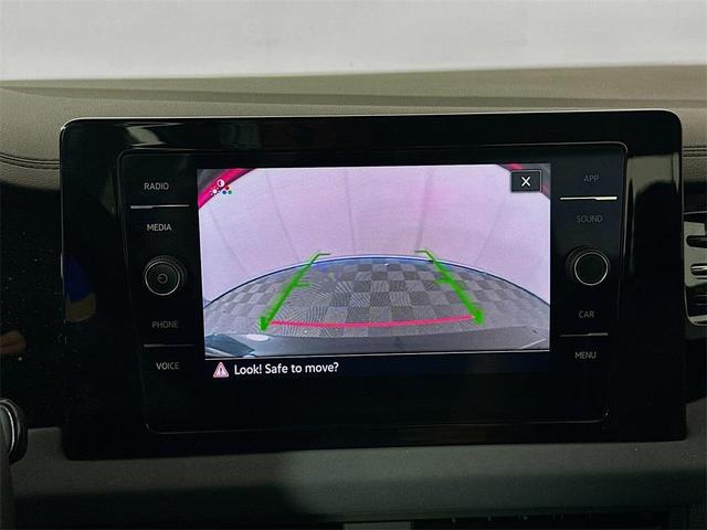 Photo of 2025 Deep Black Pearl Effect Volkswagen Jetta