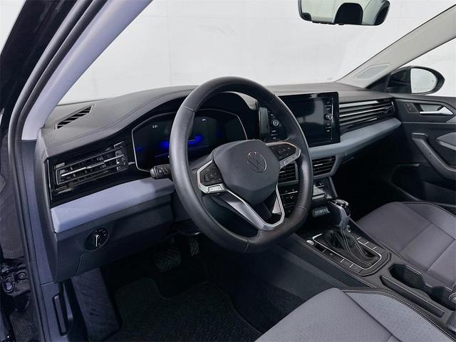 Photo of 2025 Deep Black Pearl Effect Volkswagen Jetta