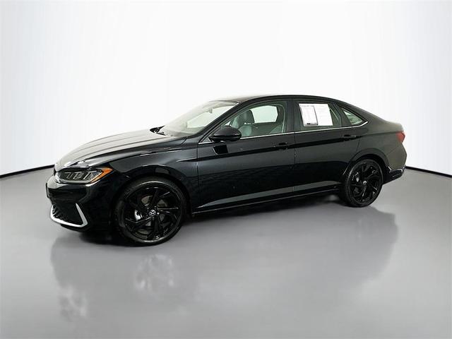 Photo of 2025 Deep Black Pearl Effect Volkswagen Jetta