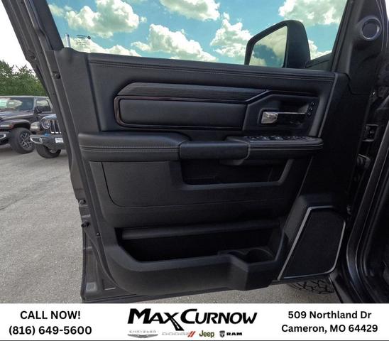 Photo of 2024 Granite Crystal Metallic Clearcoat RAM 2500